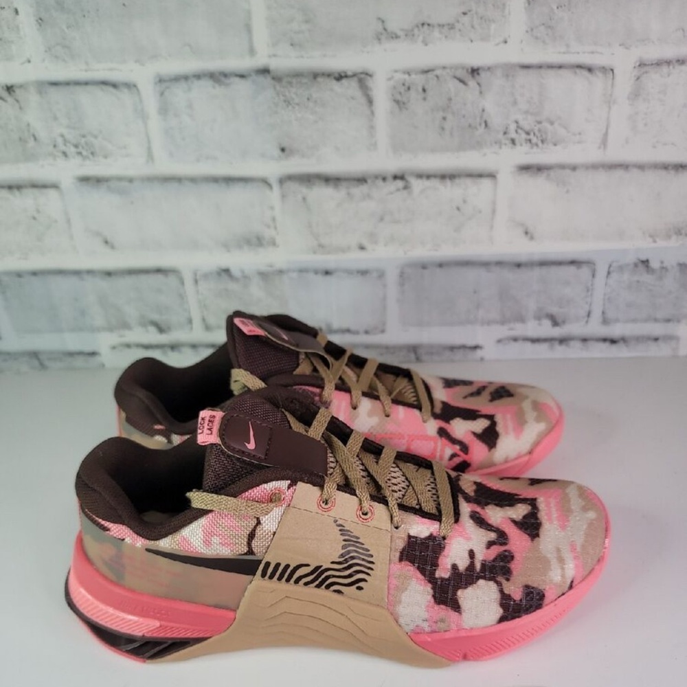 Nike Women's Metcon Pink Camo Trainers